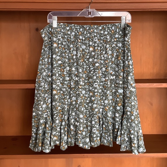 LOFT Dresses & Skirts - LOFT Floral Plus Size Skirt Green Boho Prairie Cottagecore Elastic Waist XXL